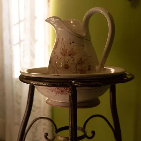 Villa Castel Del Monte Pinocchio Story By Collodi Pescia