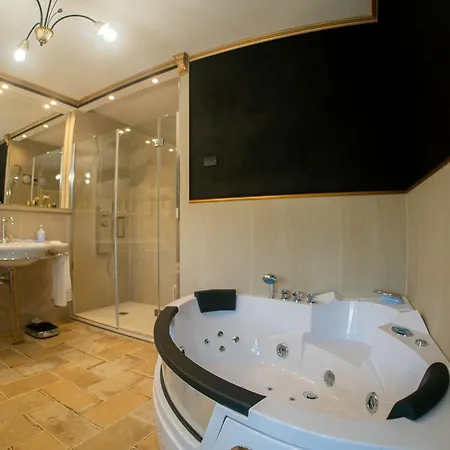 Villa Castel Del Monte Pinocchio Story By Collodi