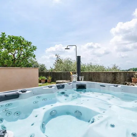 Castel Del Monte - Panoramic Tuscan With Jacuzzi פשיה