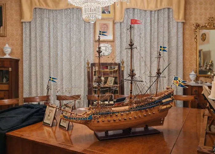 Castel Del Monte - Panoramic Tuscan With Jacuzzi Pescia