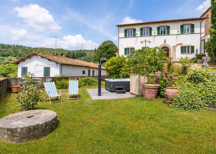 Castel Del Monte - Panoramic Tuscan With Jacuzzi Villa *