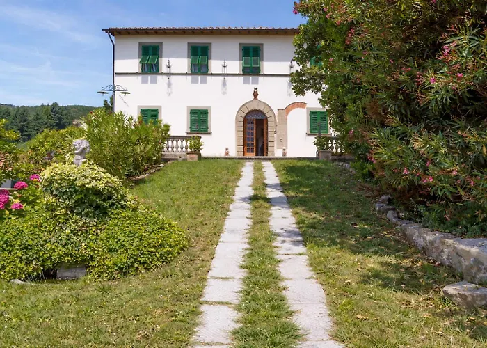 Castel Del Monte - Panoramic Tuscan With Jacuzzi Pescia